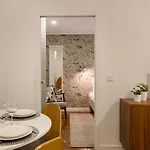 Casa Vigario | Alfama & Tradition Лиссабон
