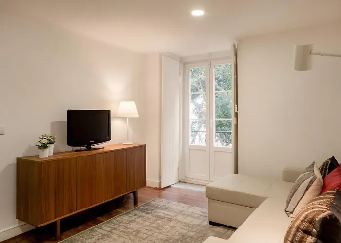 Casa Vigario | Alfama & Tradition דירה *